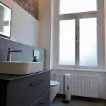 Luxurioeses Altbau Im Szenenviertel 公寓 *