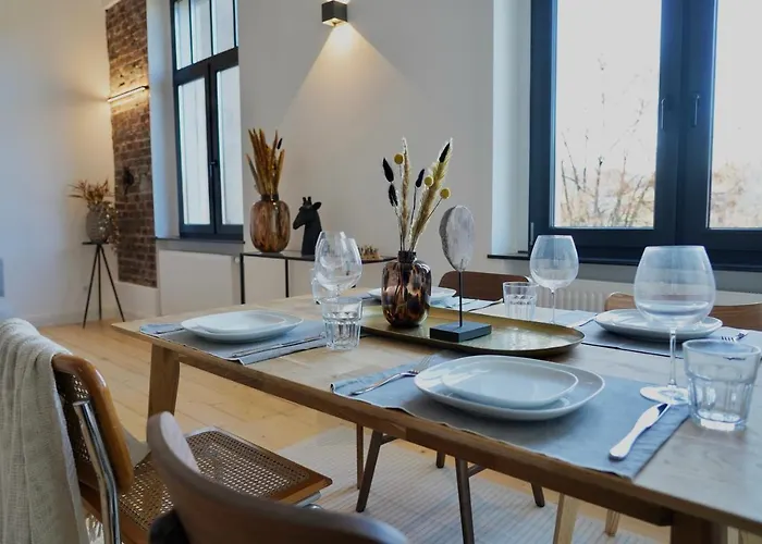 Appartement Luxurioeses Altbau Im Szenenviertel Wuppertal