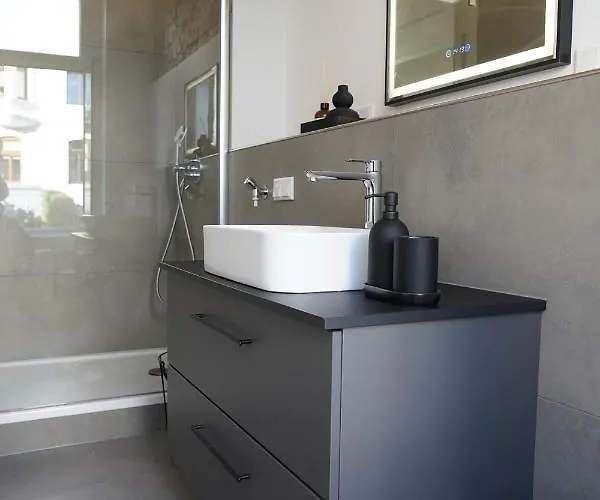 Luxurioeses Altbau Im Szenenviertel *