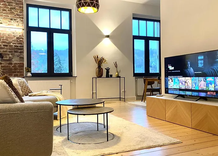 Daire Luxurioeses Altbau Im Szenenviertel