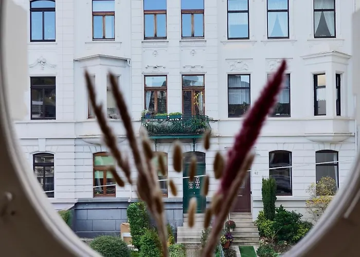 Appartement Luxurioeses Altbau Im Szenenviertel Wuppertal